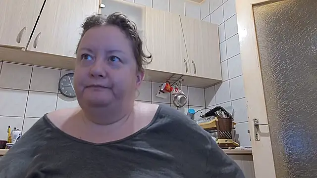 Snapshot of melissaBlessing chatting on 09/25/25, 01:53 melissaBlessing online show from 09/25/25, 01:53