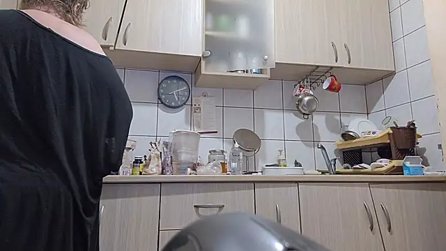 Snapshot of melissaBlessing chatting on 10/10/25, 02:10 melissaBlessing online show from 10/10/25, 02:10