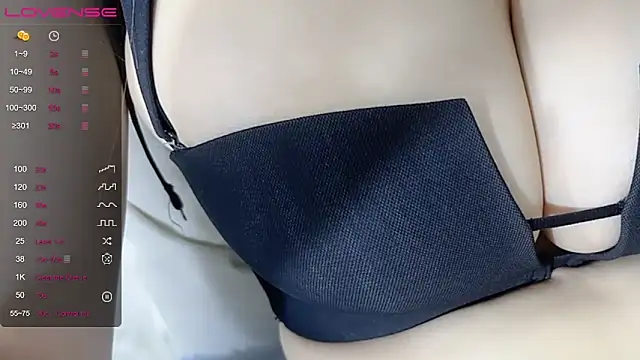 mimi2303 online show from 12/26/24, 12:49