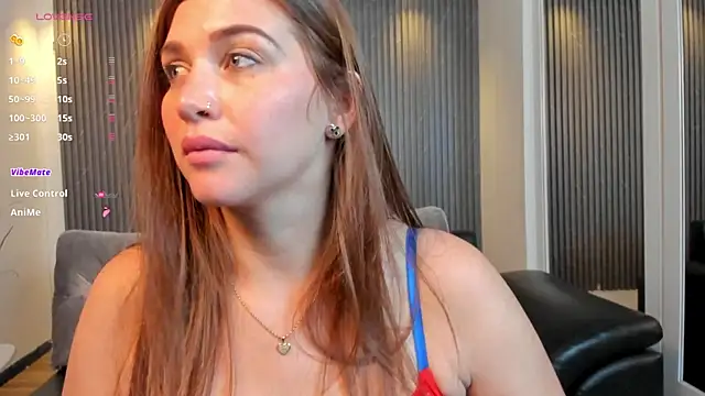 Snapshot of Laurent_Williams chatting on 01/08/25, 02:03 Laurent Williams online show from 01/08/25, 02:03