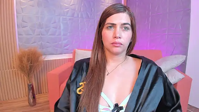 Snapshot of Laurent_Williams chatting on 02/11/25, 11:33 Laurent Williams online show from 02/11/25, 11:33