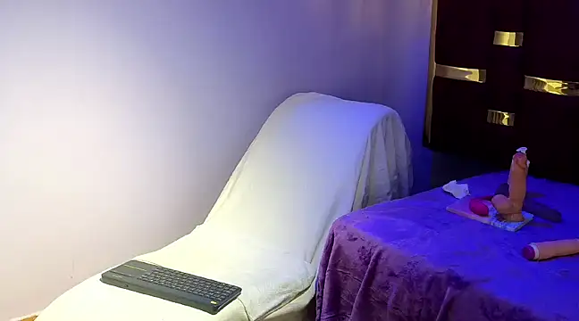 lilimini032 online show from 01/30/25, 10:41