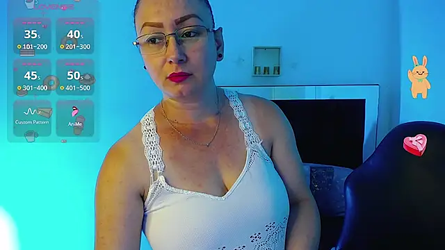 Snapshot of milly_sanchez chatting on 07/11/26, 08:00 milly sanchez online show from 07/11/26, 08:00