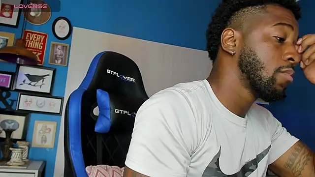 Drake Nassir4 online show from 02/14/25, 03:36