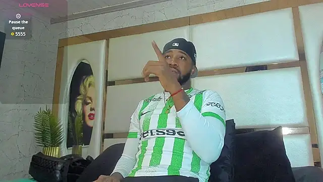 Drake Nassir4 online show from 01/13/26, 08:58