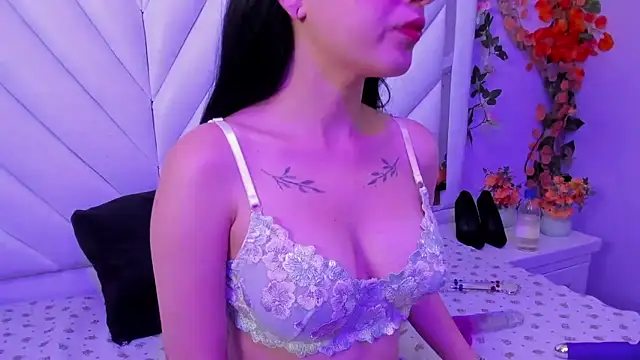 Katty Queen online show from 05/13/26, 07:22