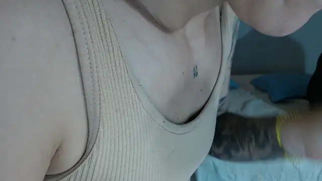 Snapshot of Kimandyuk chatting on 12/22/24, 01:55 Kimandyuk online show from 12/22/24, 01:55