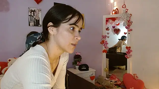 Snapshot of Kimandyuk chatting on 03/03/25, 07:49 Kimandyuk online show from 03/03/25, 07:49