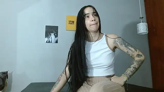 Snapshot of Kimandyuk chatting on 03/06/25, 05:54 Kimandyuk online show from 03/06/25, 05:54