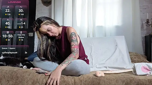 Snapshot of Kimandyuk chatting on 12/18/25, 06:47 Kimandyuk online show from 12/18/25, 06:47