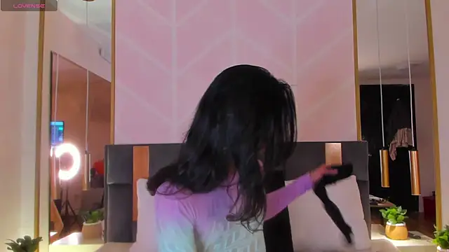 GabyPetit online show from 11/13/25, 08:08