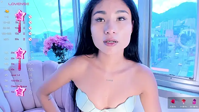 Snapshot of Megan_Lim chatting on 01/08/25, 04:33 Megan Lim online show from 01/08/25, 04:33