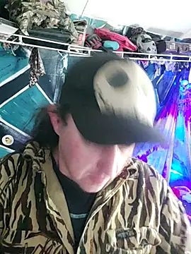 Snapshot of Boo-boo_kittyfux chatting on 10/23/25, 04:39 Boo-boo kittyfux online show from 10/23/25, 04:39