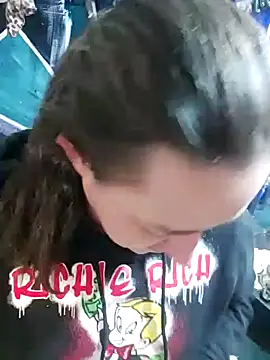 Snapshot of Boo-boo_kittyfux chatting on 10/27/25, 02:59 Boo-boo kittyfux online show from 10/27/25, 02:59