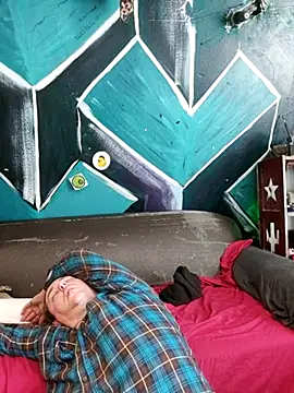 Snapshot of Boo-boo_kittyfux chatting on 11/16/25, 04:12 Boo-boo kittyfux online show from 11/16/25, 04:12