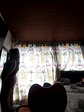 Snapshot of yajahil chatting on 12/07/24, 02:57 yajahil online show from 12/07/24, 02:57