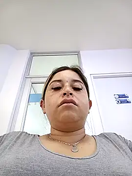 Snapshot of yajahil chatting on 02/13/25, 03:24 yajahil online show from 02/13/25, 03:24