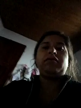 Snapshot of yajahil chatting on 09/25/25, 09:35 yajahil online show from 09/25/25, 09:35