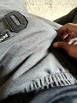 Snapshot of SurjS9 chatting on 11/03/25, 04:47 SurjS9 online show from 11/03/25, 04:47