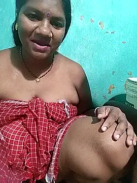 Snapshot of pujavinod chatting on 10/20/25, 06:03 pujavinod online show from 10/20/25, 06:03