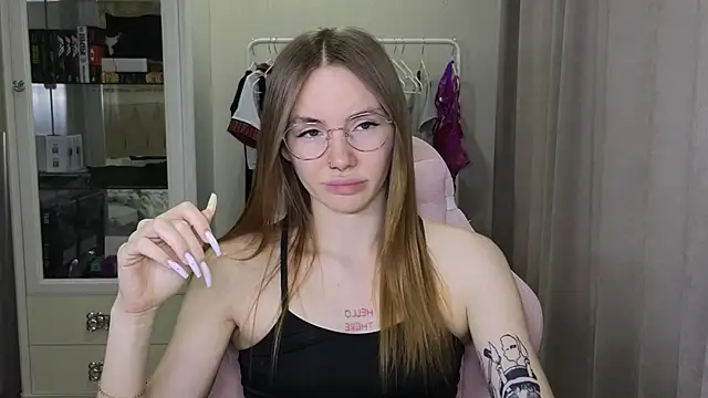 littlevildevil online show from 01/26/25, 10:12