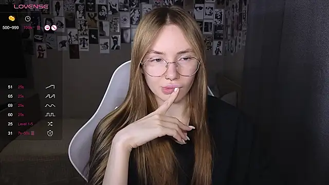 littlevildevil online show from 03/15/26, 11:05