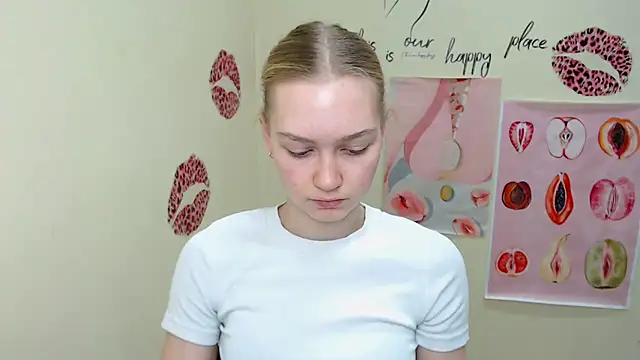 MademoiselleCl online show from 02/04/25, 07:29