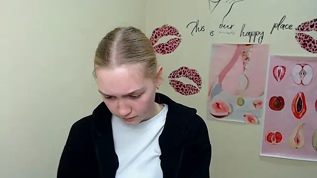 MademoiselleCl online show from 02/05/25, 07:07