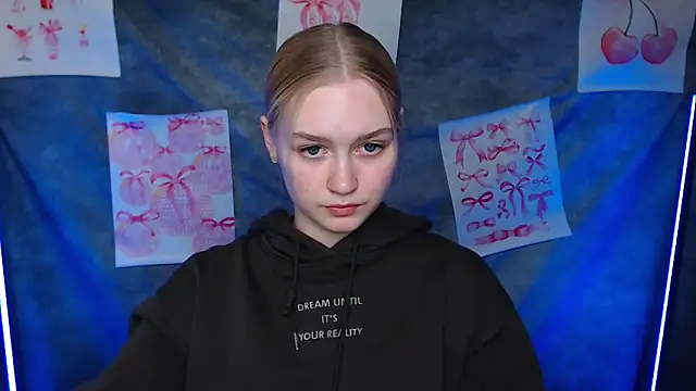 MademoiselleCl online show from 02/16/26, 01:29