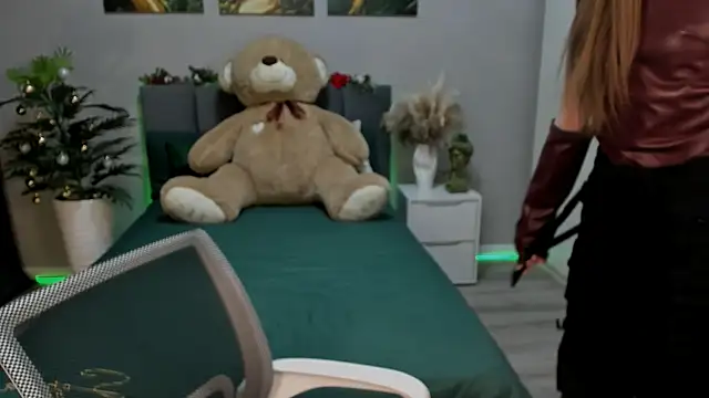 AlexaHarmon online show from 01/30/25, 04:45