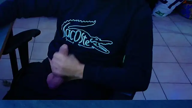 Snapshot of Vlad230323 chatting on 12/02/25, 02:56 Vlad230323 online show from 12/02/25, 02:56