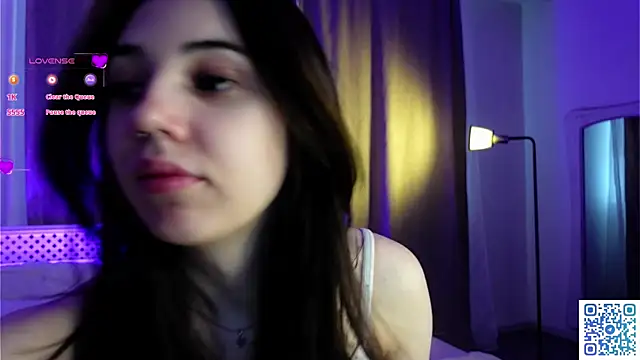 GillianDowdey online show from 03/05/25, 01:21