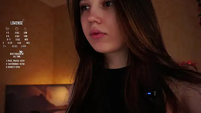 GillianDowdey online show from 11/16/25, 03:12