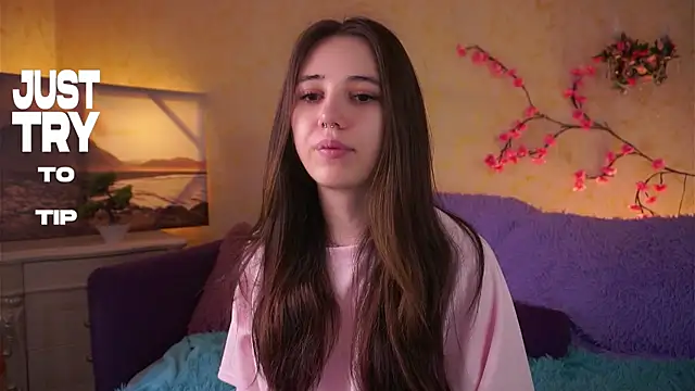 GillianDowdey online show from 04/15/26, 03:35