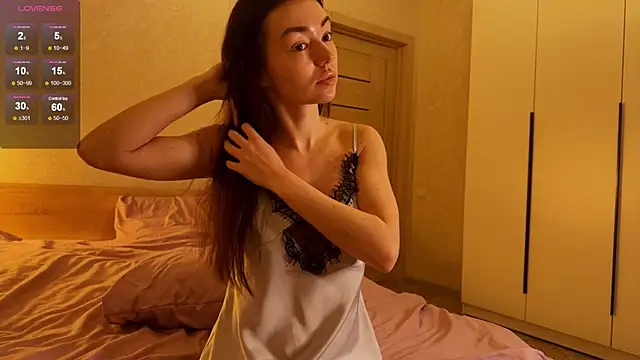 julya flowerss online show from 01/17/26, 02:11