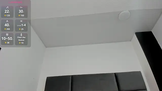 Snapshot of Lizz_Luna chatting on 02/21/25, 11:01 Lizz Luna online show from 02/21/25, 11:01