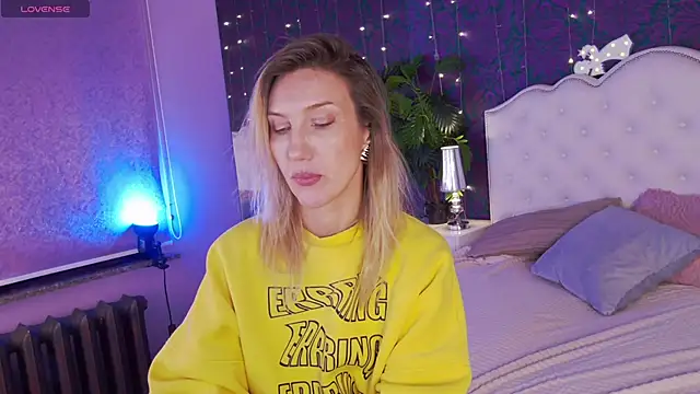 ElizaMayers online show from 02/08/26, 07:17