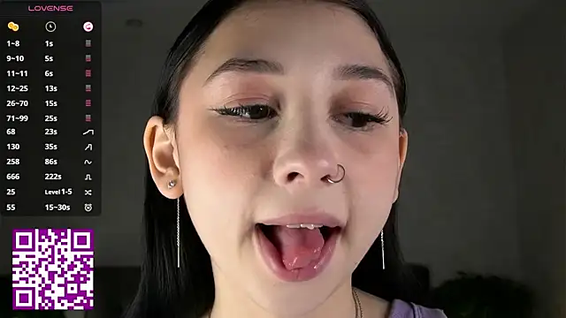 AislyEmbury online show from 11/02/25, 02:58