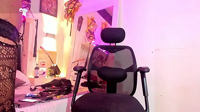 corwindallas24cm online show from 02/05/26, 12:48