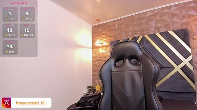 Ian Castillo  online show from 01/11/26, 01:27