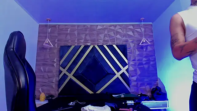 Snapshot of Ian_Castillo_ chatting on 03/07/26, 11:18 Ian Castillo online show from 03/07/26, 11:18