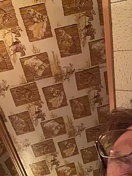 Tonybaloney1972 online show from 12/16/24, 01:11