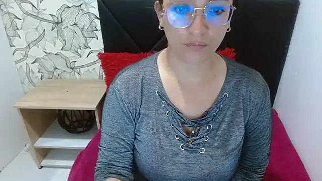 sarax ximena online show from 12/23/25, 05:38