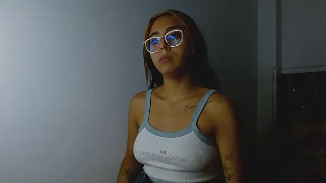 Snapshot of AntonellaAndNoah chatting on 02/27/25, 03:14 AntonellaAndNoah online show from 02/27/25, 03:14