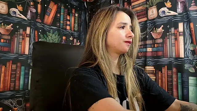 julietta   jackson online show from 02/14/25, 08:37