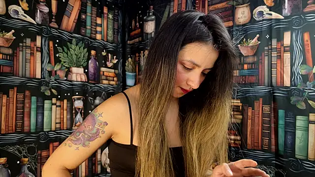 julietta   jackson online show from 12/01/25, 08:25