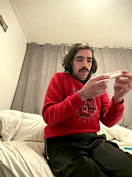 wolfwhite95 online show from 11/16/25, 11:10