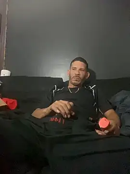 Chico Bellaco online show from 10/31/25, 05:30