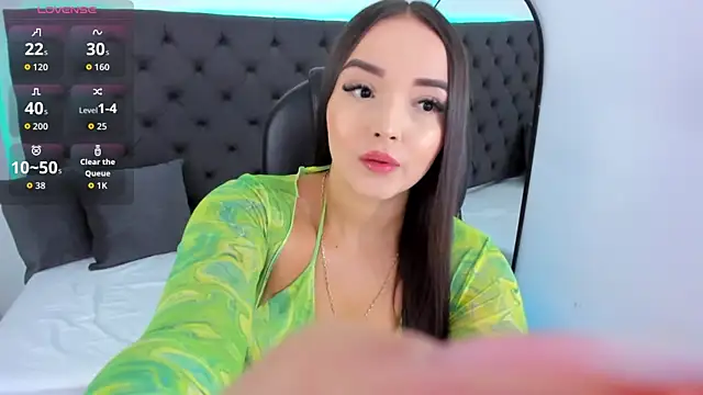 Snapshot of ninfomaria_ chatting on 10/25/25, 03:40 ninfomaria online show from 10/25/25, 03:40