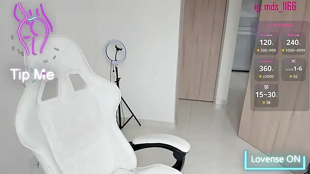 Mia adams66 online show from 01/28/25, 05:46